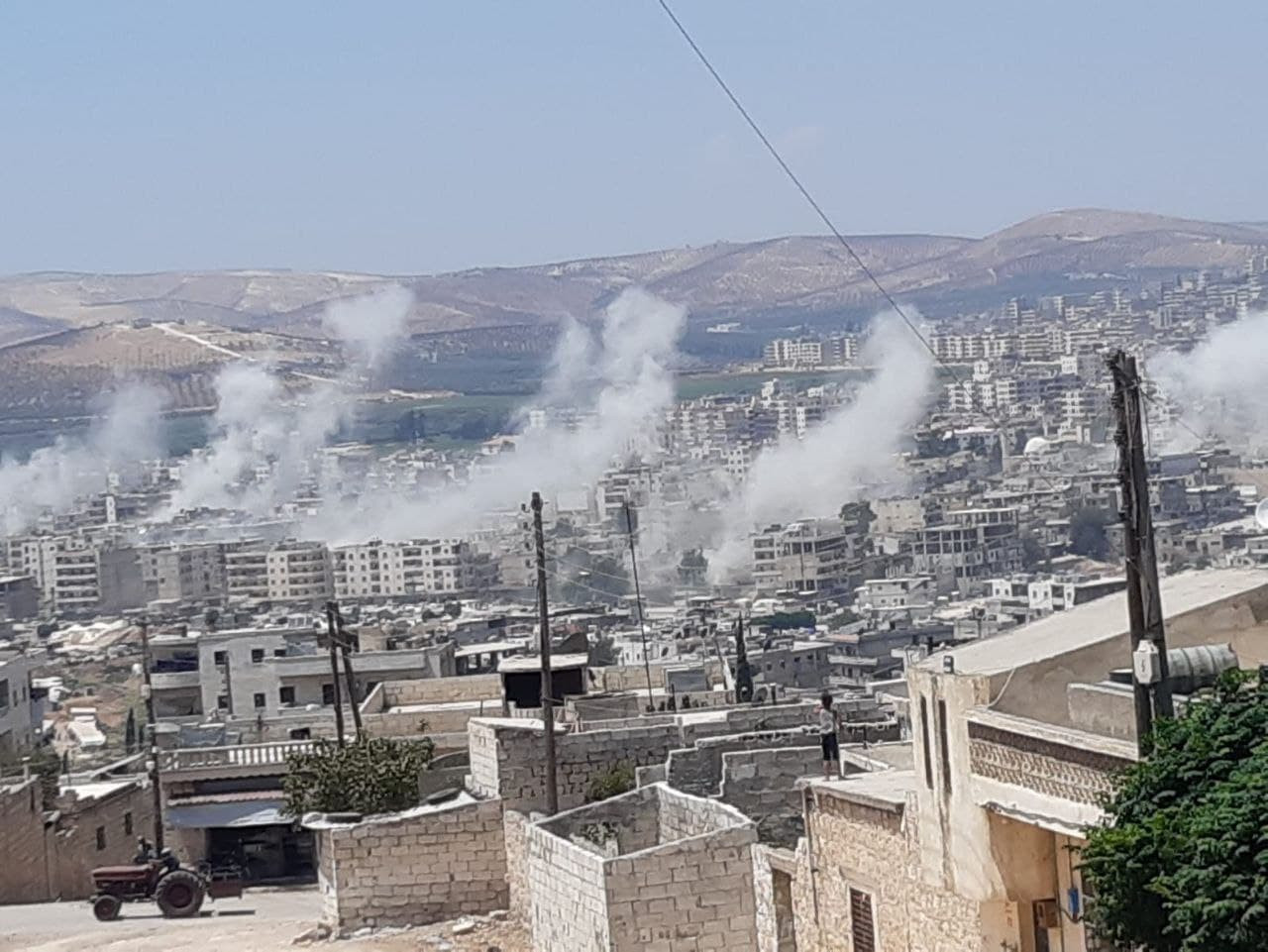 جرحى بقصــف صــاروخي على عفرين...