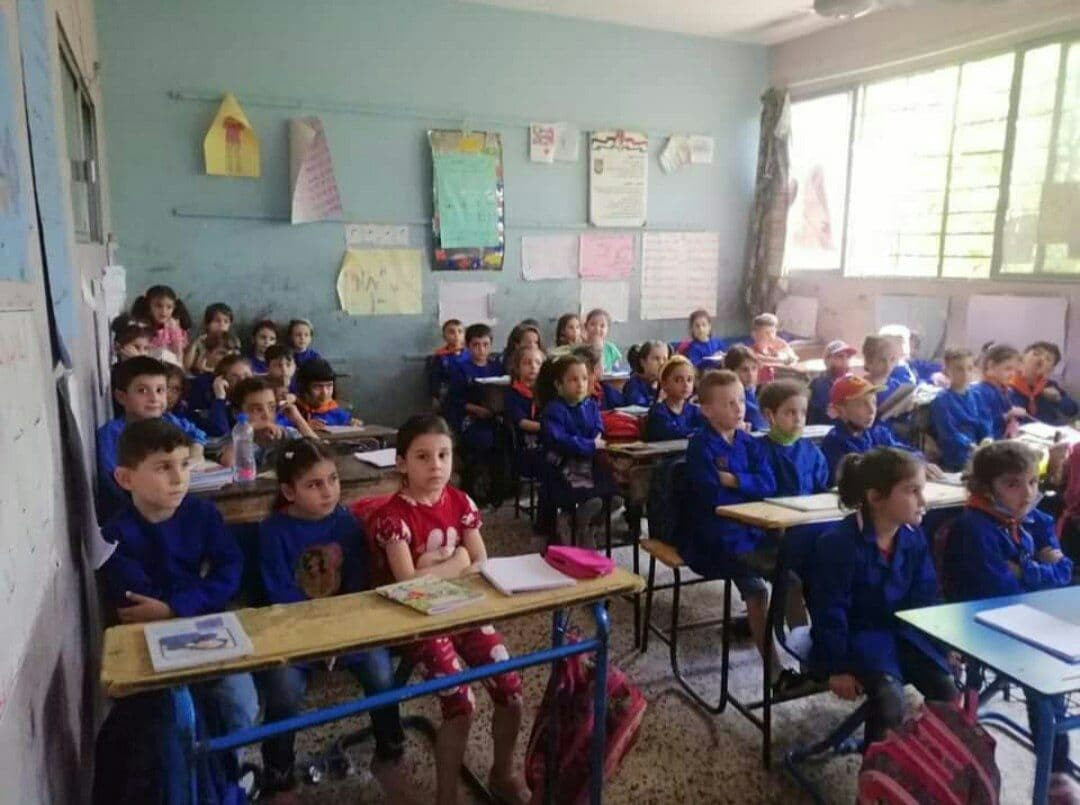 مدارس "حمص" ترهق ذوي الطلاب بذ...