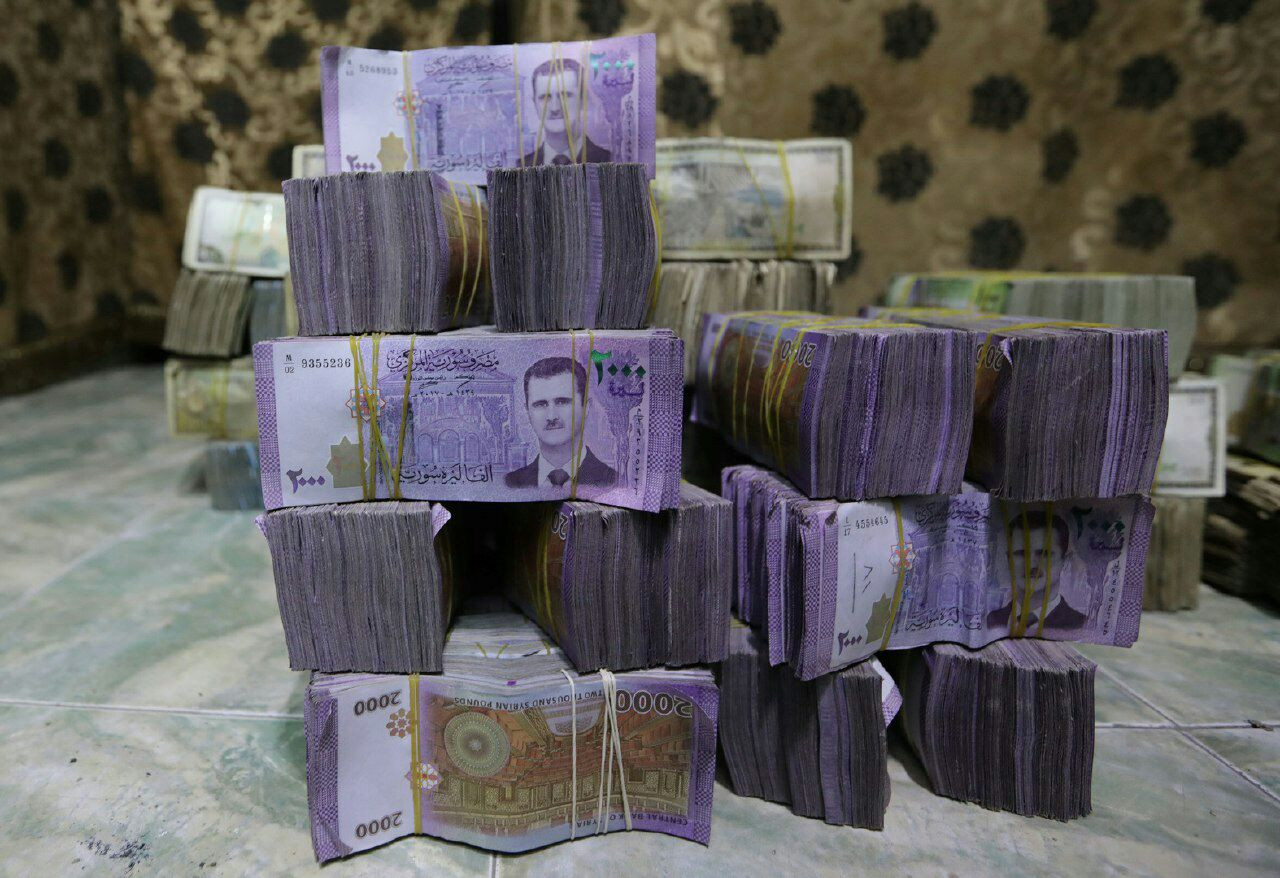 تحسن طفيف في سعر صرف الليرة ال...