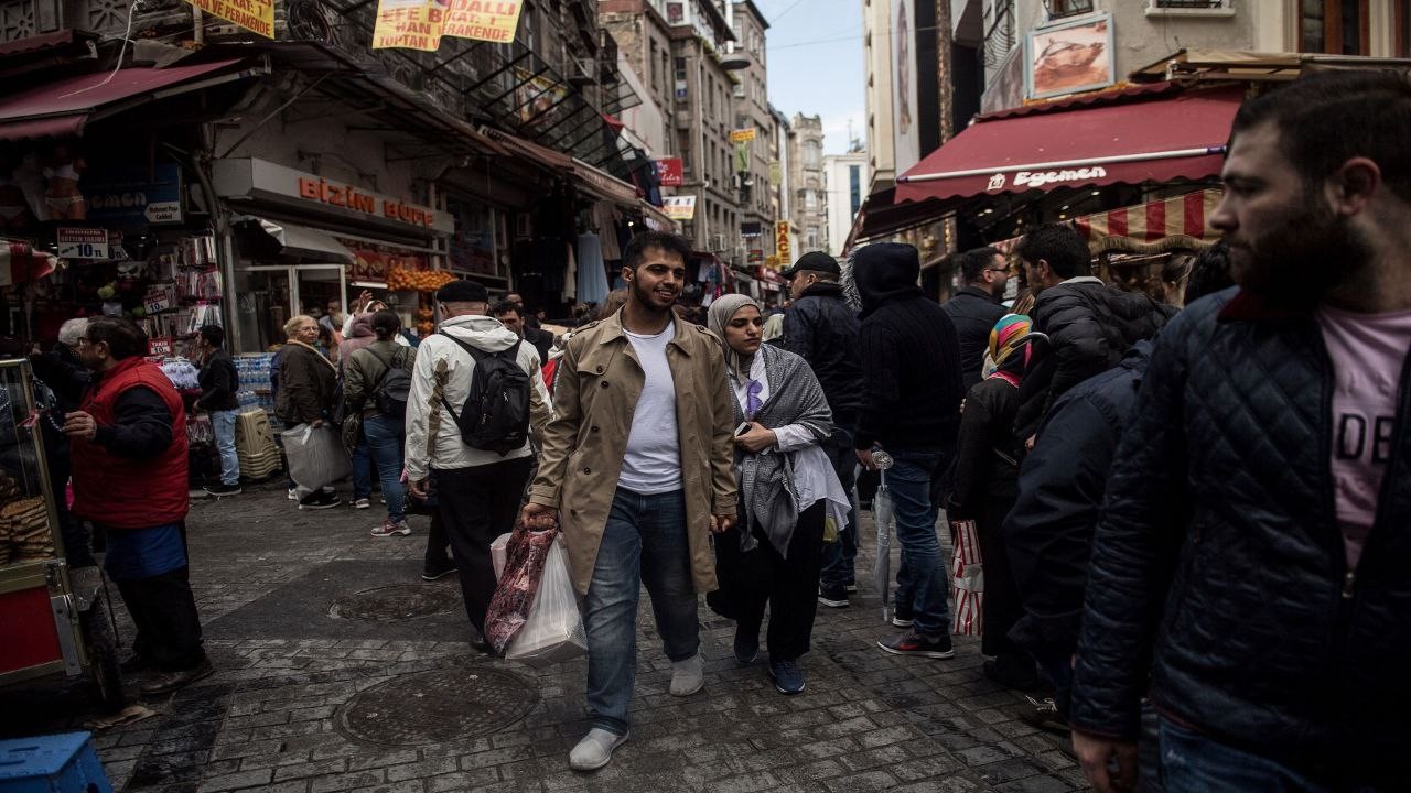 خريطة جديدة لتوزّع السوريين في...