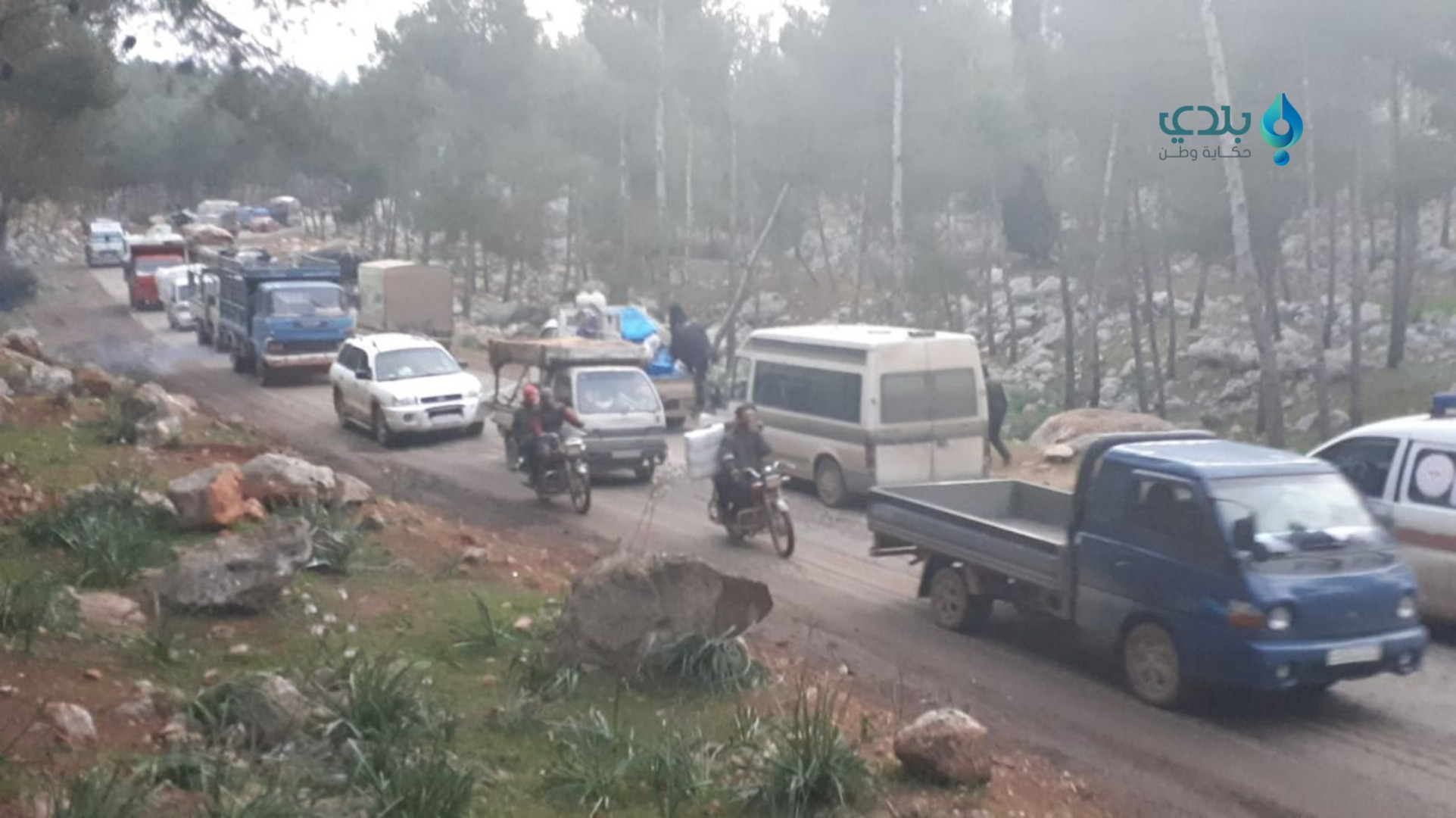 "الجيش الوطني" يغلق معبري "دير...