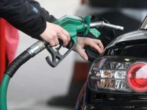 عضو في مجلس شعب النظام ينتقد ق...