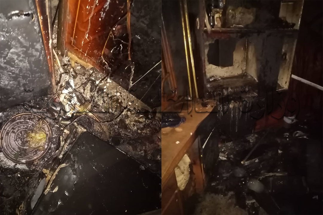 وفاة طفلين حرقاأثناء غياب والد...