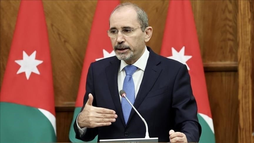 "الصفدي" يتحدث عن بحث عودة الن...