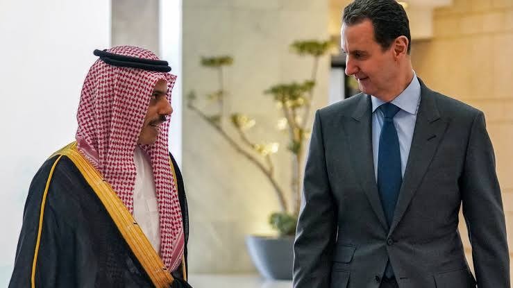 نيويورك تايمز: التطبيع العربي...