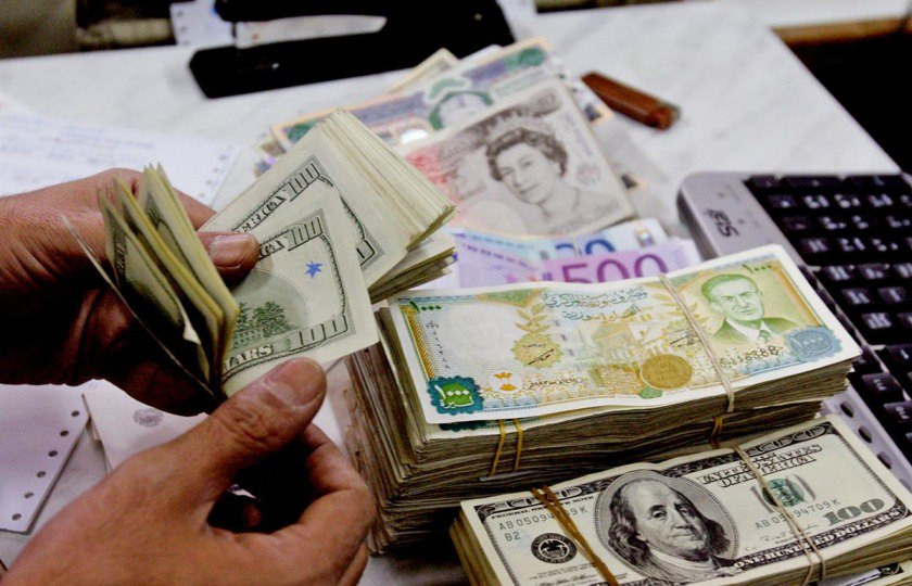 سعر صرف الليرة السورية أمام ال...