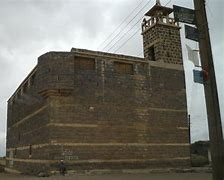 بلدة معربة.. هدم الآثار وبيع أ...