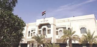 الكويت تمهد لإعادة افتتاح سفار...