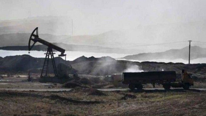 "قسد" تزود النظام بالنفط بإشرا...