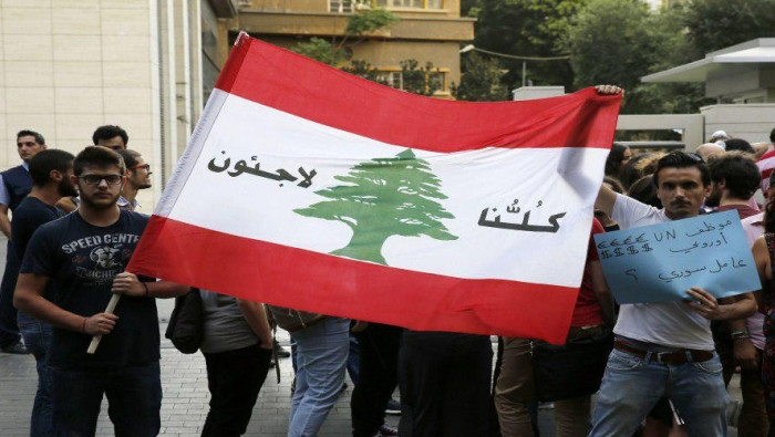 لبنانيون يطلقون حملة ضد العنصر...
