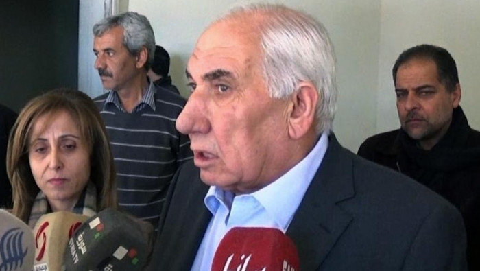 محافظ درعا يعزي بأحد قادة المص...