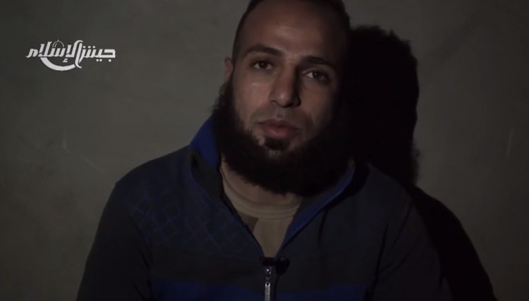 "جيش الإسلام" يحبط مخططا لاغتي...