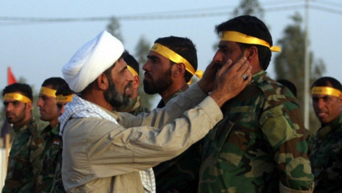 أكاديمي إيراني: لا وجود لنا في...