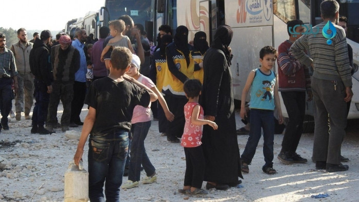 قافلة ثامنة من مهجّري "دوما" ت...