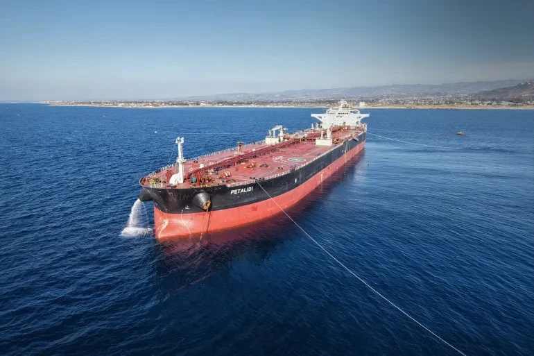 سوريا تتلقى 90 ألف طن من النفط...